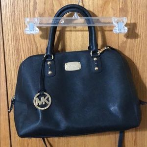 Authentic Large Michael Kors Tote/Purse w/ Strap